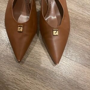 Chic Tan Leather Women's Heels